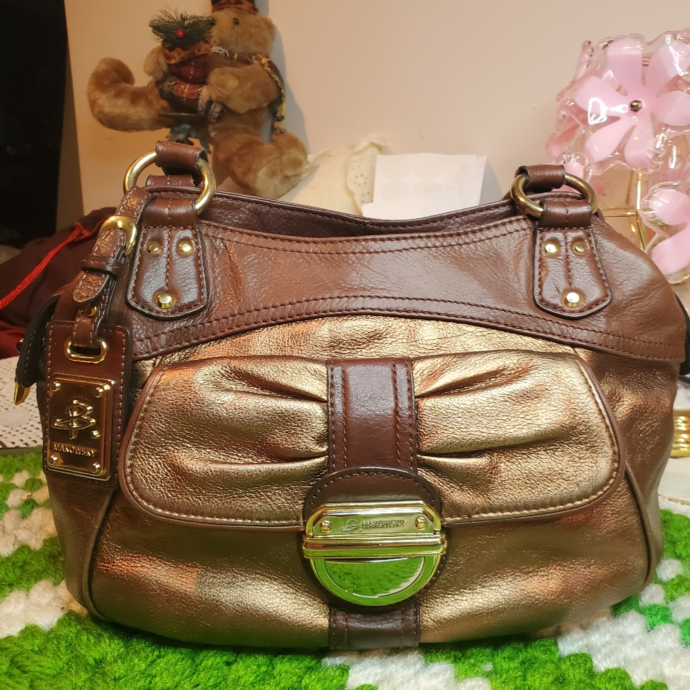 Genuine  Leather B.Makowsky shoulder bag